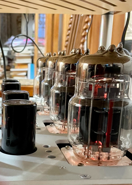 Vacuum Tube-2.jpg